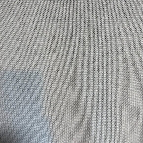GU V-Neck Pointelle Women's Light Blue White Knit Sweater Vest Size S - Picture 7 of 10